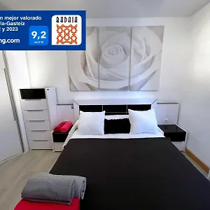 Appartement A Puertas De La Catedral 90m2 Con Garaje